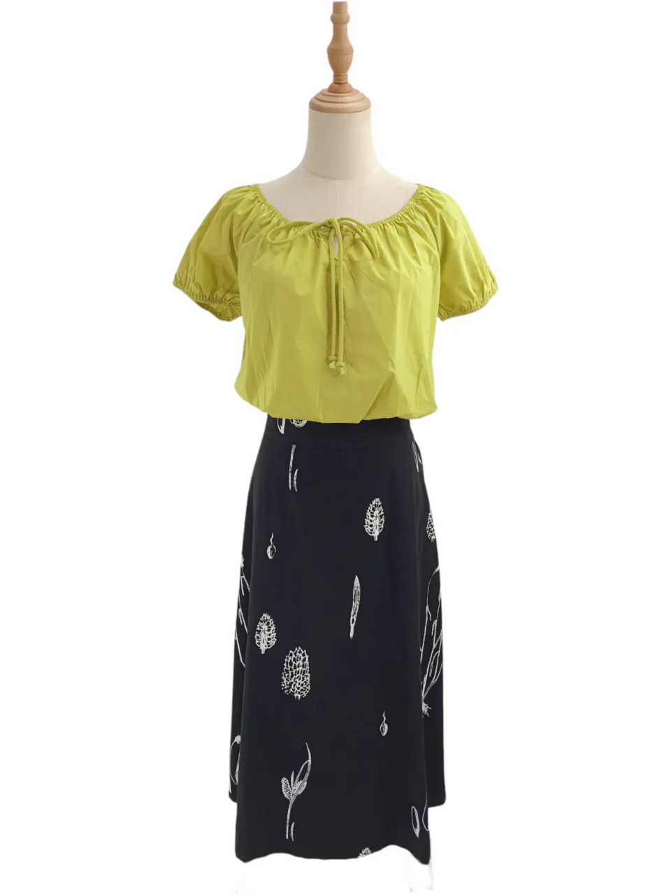 RIA PRINTED MIDI A LINE SKIRT