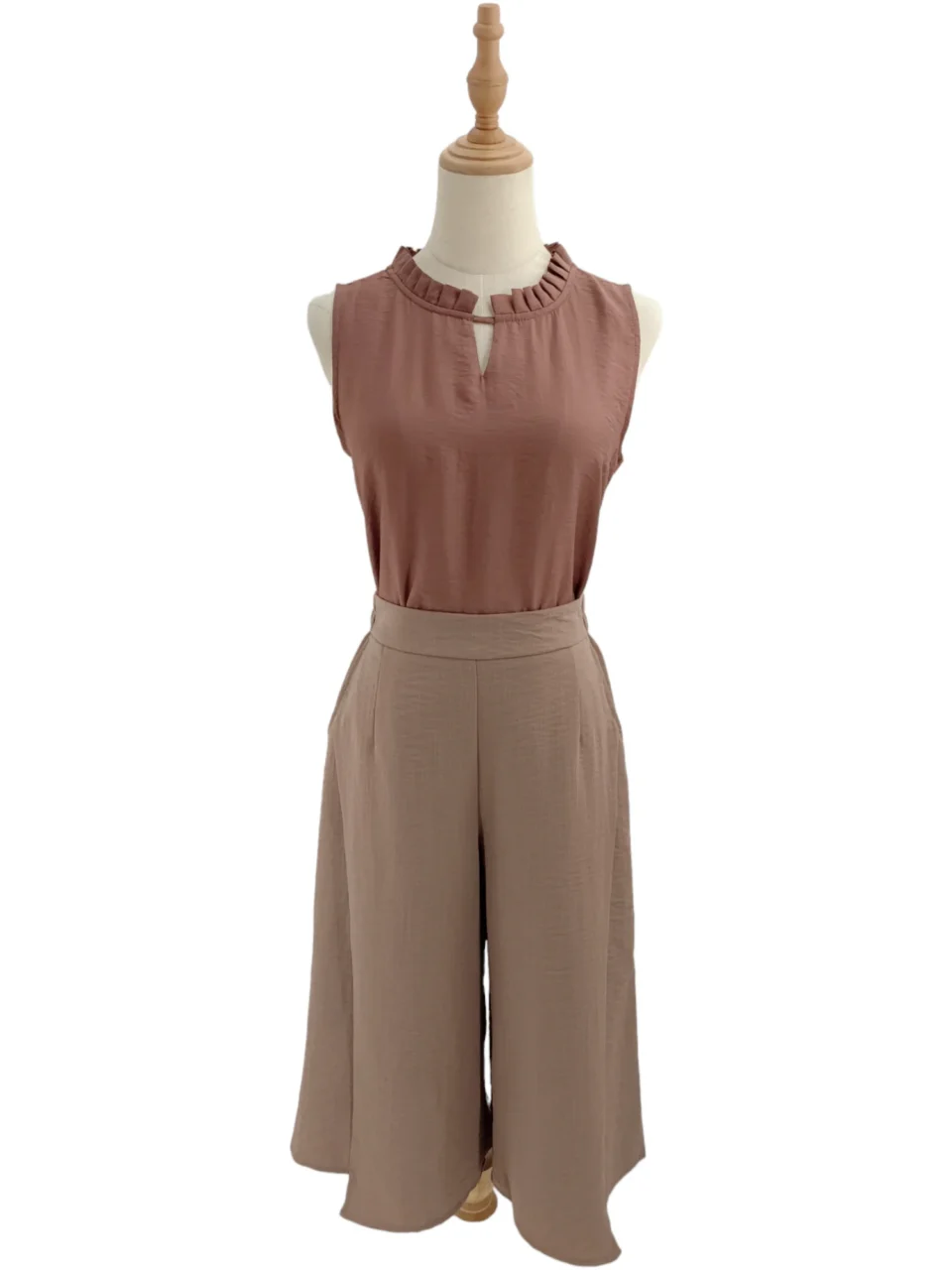 ELYSIA SOLID WIDE LEG PANTS — view 3