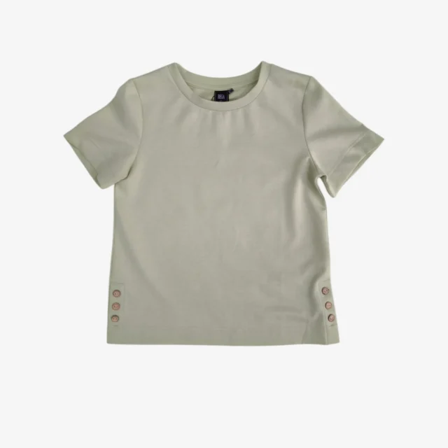TIA SIDE BUTTON DETAIL TEE