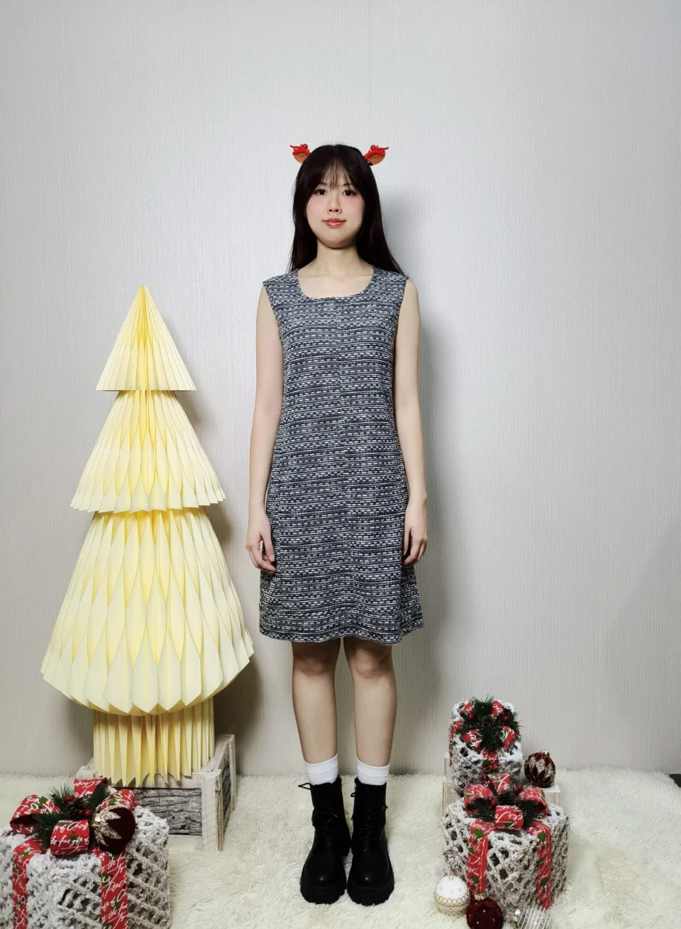 AOIFE TEXTURED SLEEVELESS DRESS — view 2