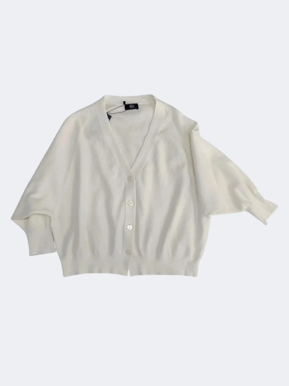 LEA V-NECK BUTTON KNIT CARDIGAN