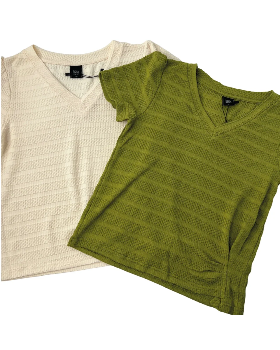 ZOEY V-NECK TSHIRT
